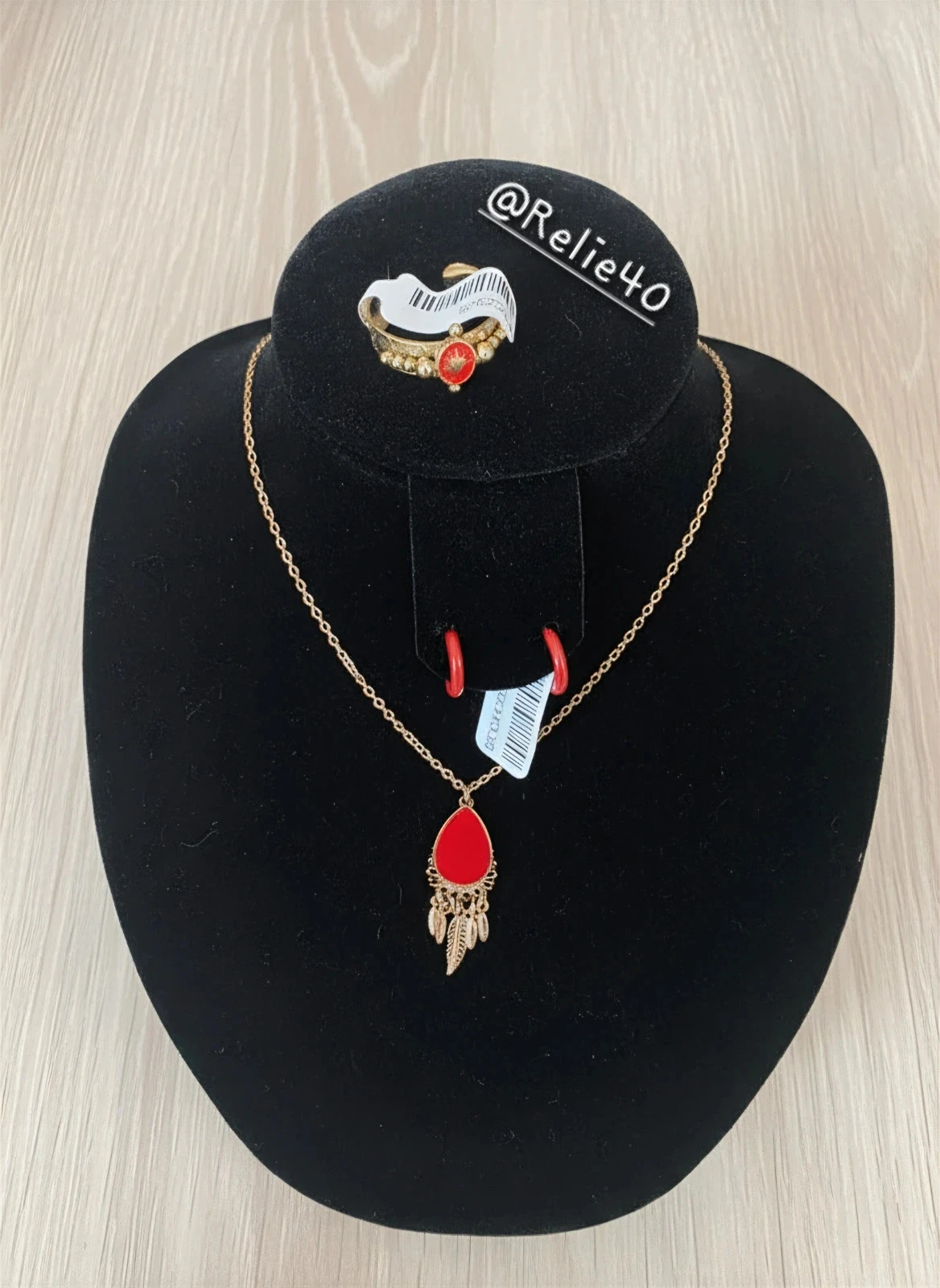 Fête des mères - jolie parure en Acier doré et rouge